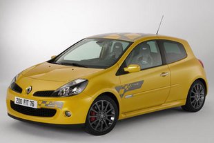 Clio F1 Team R27 : peintures de guerre