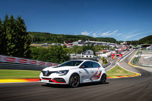 Renault Mégane R.S Trophy-R : record à Spa-Francorchamps