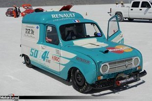 Bonneville : 237 km/h en Renault 4L