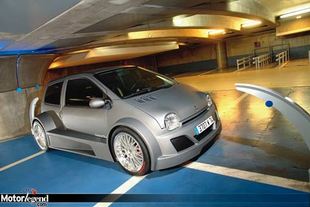 Une Renault Twingo V8 !