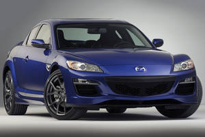 Mazda : un modèle hybride avec moteur rotatif en vue