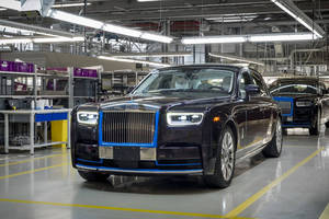 Enchères : 780 000 dollars pour la première Rolls-Royce Phantom 2018