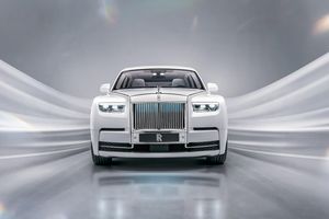 Léger restylage pour la Rolls-Royce Phantom