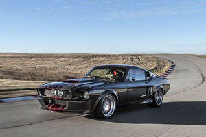 Classic Recreations présente la première Shelby GT500CR 