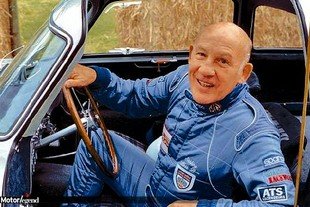 Sir Stirling Moss prend sa retraite 