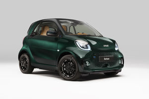 Smart EQ fortwo coupé Racing Green Edition