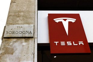 Tesla arrive à Milan 