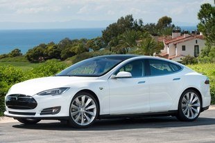 Plus de mille Tesla Model S rappelées