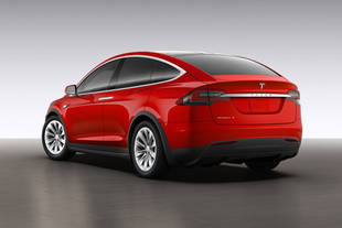 Tesla Model X : plus de détails