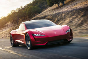 Première européenne pour le Tesla Roadster au Grand Basel