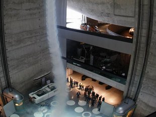 Une tornade au musée Mercedes !