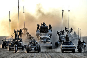 Treize véhicules de « Mad Max: Fury Road » présentés aux enchères
