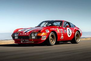 Trois Ferrari Daytona proposée aux enchères par RM Sotheby's