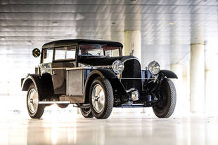 Une Avions-Voisin C14 Lumineuse aux enchères