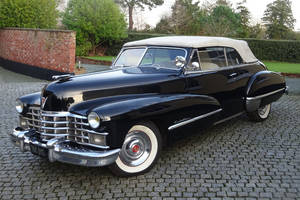 Bonhams : la Cadillac de Claude François aux enchères