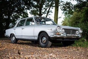 Une IKA Torino ex-Fangio aux enchères