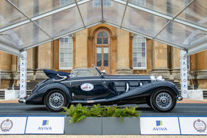 Une Mercedes-Benz 540 K Cabriolet A primée à Salon Privé