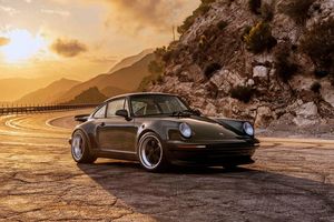 Vente réussie pour Bonhams au GP de F1 de Miami