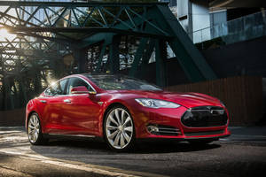 Ventes : Tesla revoit ses prévisions à la hausse