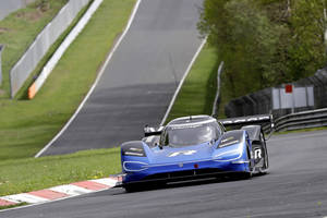 VW ID. R Pikes Peak : premiers tours de roues sur le Ring