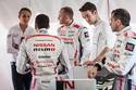 Chilton, Mardenborough (de dos), Pla, Tincknell et Gené - Crédit : Nissan
