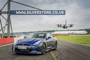 La Nissan GT-R et le Drone GT-R à Silverstone