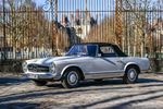 Mercedes-Benz 230 SL Pagode 1964 - Crédit photo : Osenat