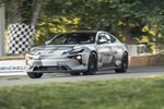 Polestar présente un prototype de la Polestar 5 à Goodwood