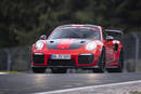 La Porsche 911 GT2 RS MR sur le Nürburgring - Crédit photo : Porsche