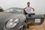 Romain Dumas et la Porsche 911 Dakar