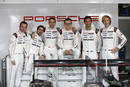 Les pilotes du Porsche Team au complet