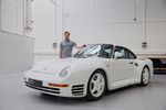 Nick Heidfeld et sa Porsche 959 S chez Porsche Classic