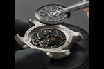 Porsche Design crée une montre spéciale pour Hans-Joachim Stuck