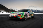 RM Sotheby's : 200 000 $ pour le Porsche Taycan « Art Car »