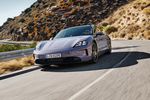 Le nouveau Porsche Taycan fait le plein de nouveautés