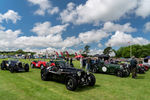 Rassemblement record de modèles Aston Martin