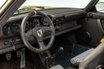 Porsche 911 RUF Carrera 3.4 Goldfinger 1987 - Crédit photo : Broad Arrow