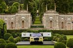La Rolls-Royce Phantom Goldfinger exposée à la Villa d'Este