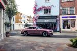 Rolls-Royce célèbre l'art floral à Chelsea avec une Spectre personnalisée
