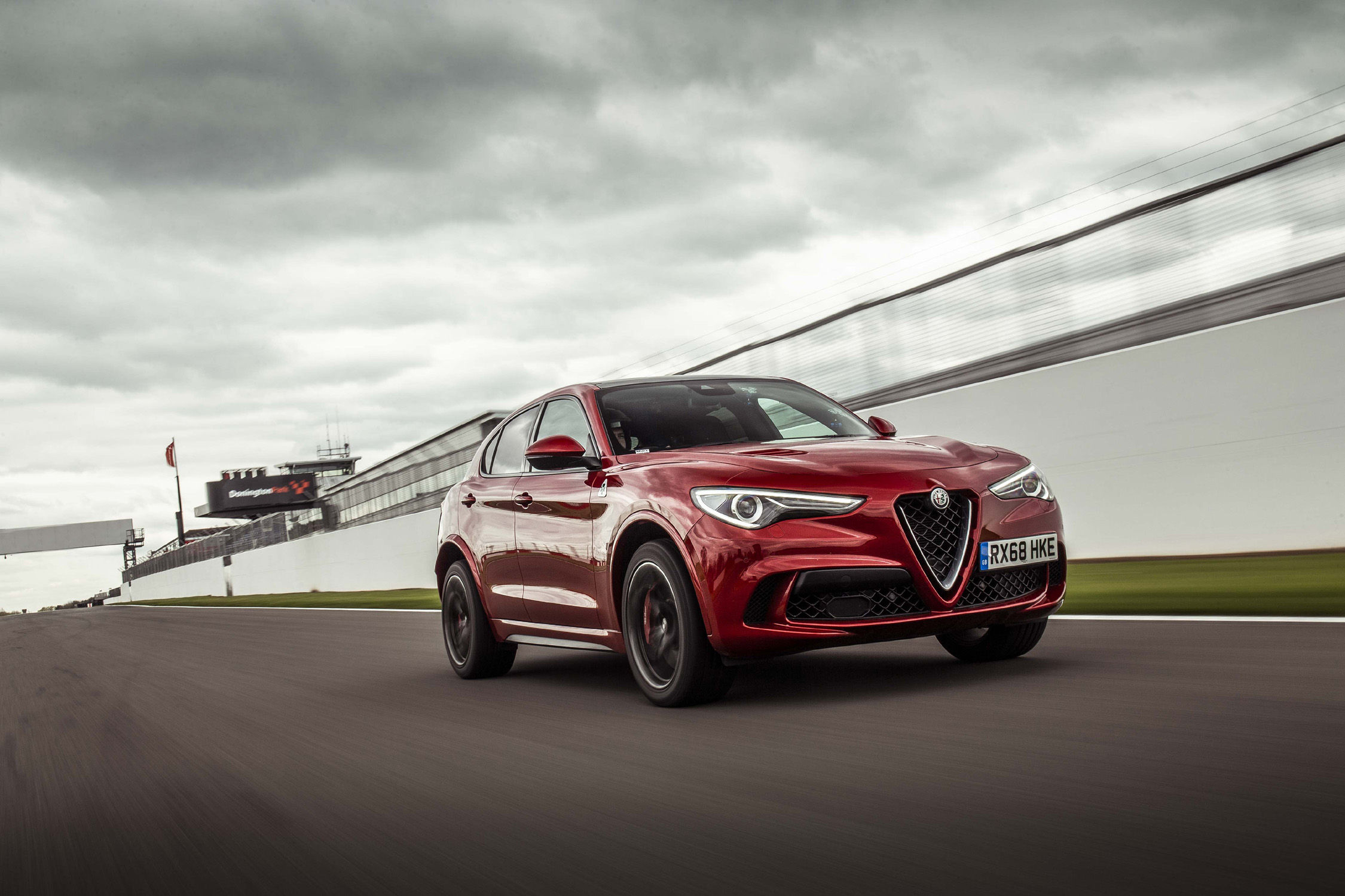 the grand tour alfa romeo stelvio