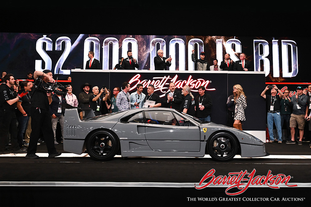 BarrettJackson la première Ford Mustang 2024 adjugée 565 000