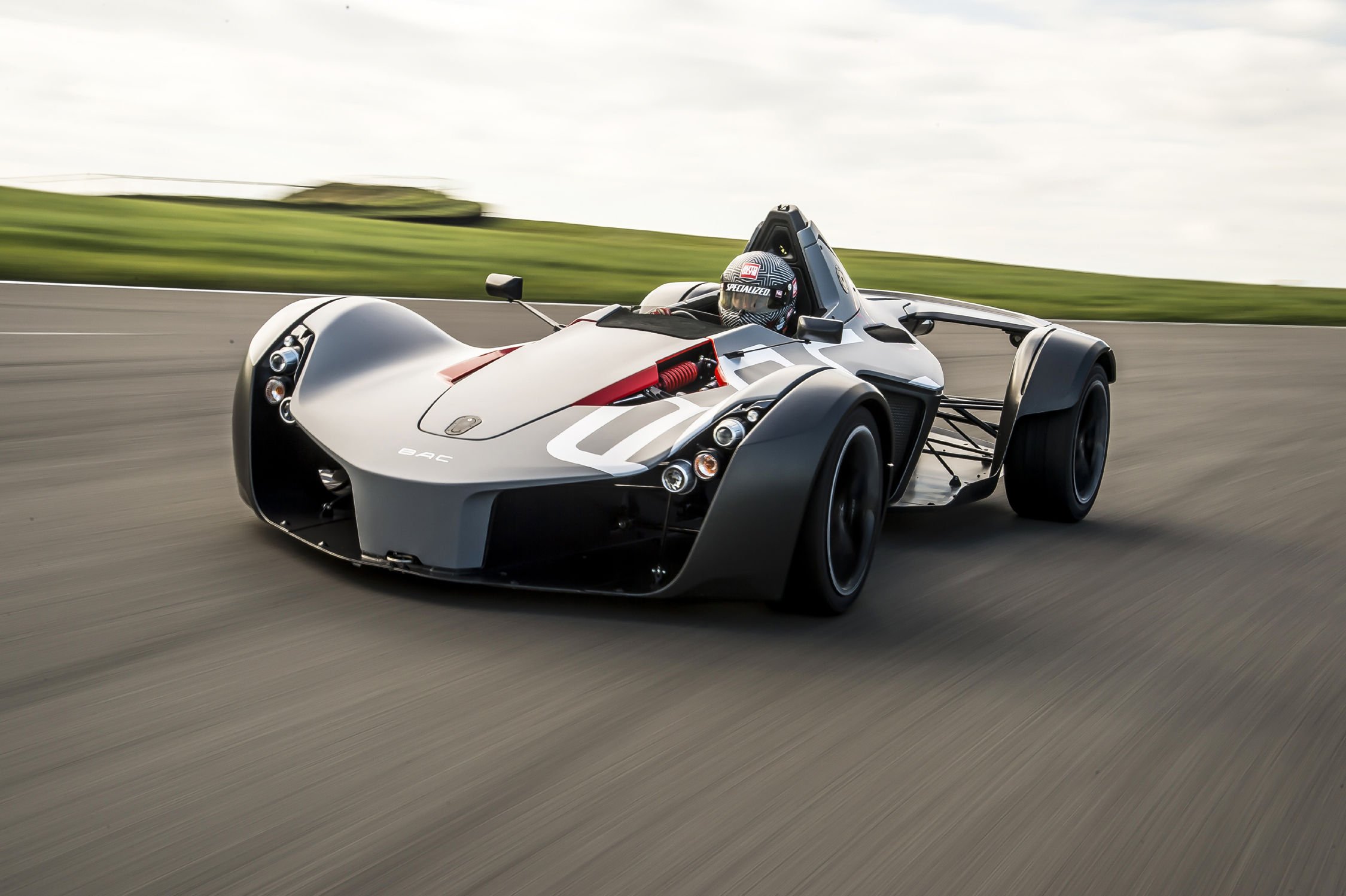 BAC Mono le record d'Anglesey en vidéo actualité