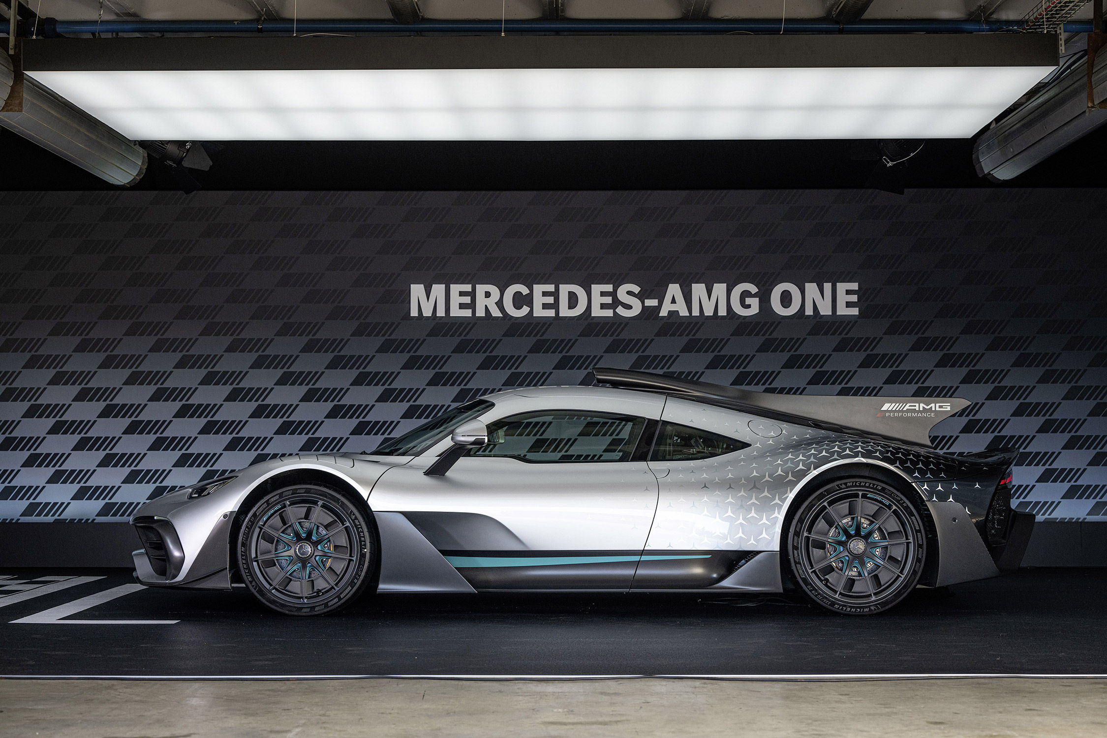 Mercedes-AMG One : une voiture à moteur de Formule 1