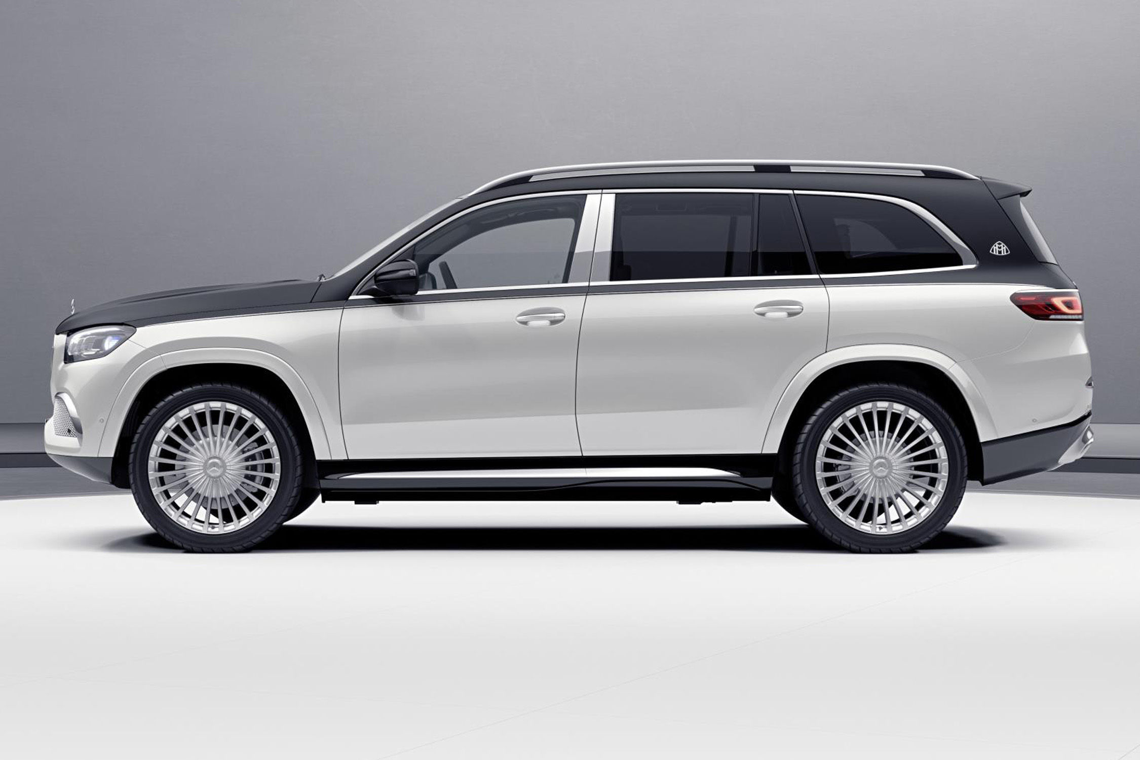 MercedesMaybach GLS 600 4MATIC Motorlegend
