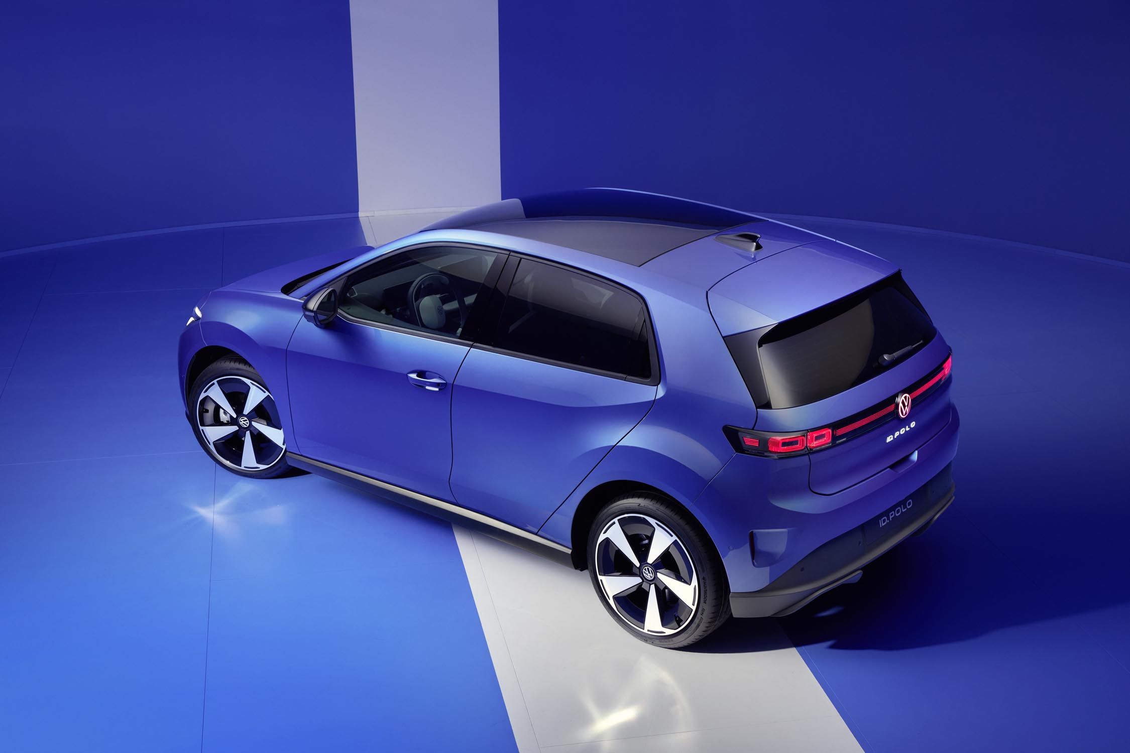 Jusqu'à 211 ch et 455 km d'autonomie pour la nouvelle VW ID. Polo ...