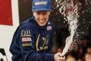 Colin McRae célèbre son titre mondial des pilotes en 1995