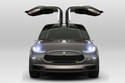 Les Falcon Wing arrière de la Tesla Model X