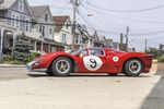 Une Ferrari 412P s'illustre lors de la vente Bonhams de Carmel