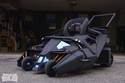 Poussette Batmobile Tumbler - Crédit image : Super-Fan Builds/YT
