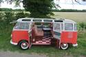 Combi Volkswagen Type II 23 Window Samba Deluxe Devon - Crédit photo : Coys